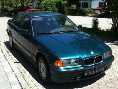 Авторозборка BMW 3 седан (E36) (1990 - 1998)