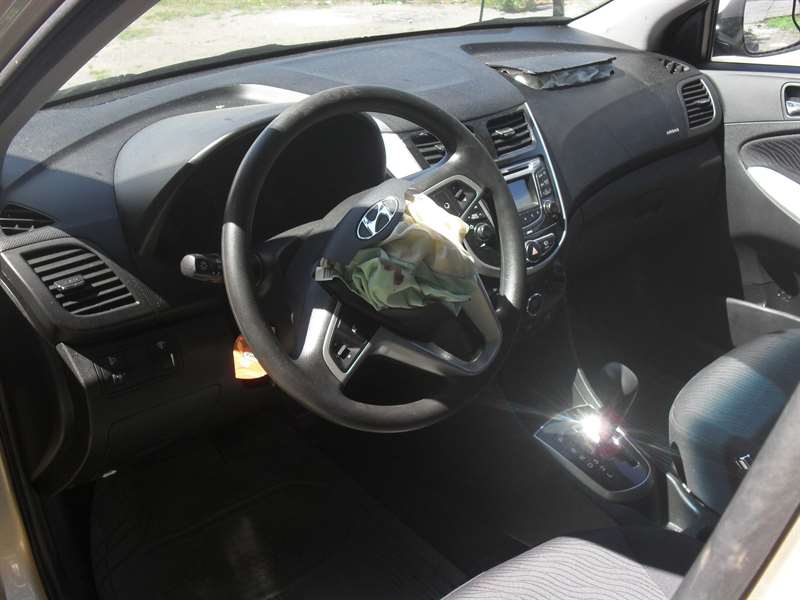 Розбірка HYUNDAI SOLARIS I седан (SBR11) (2011 - 2017)