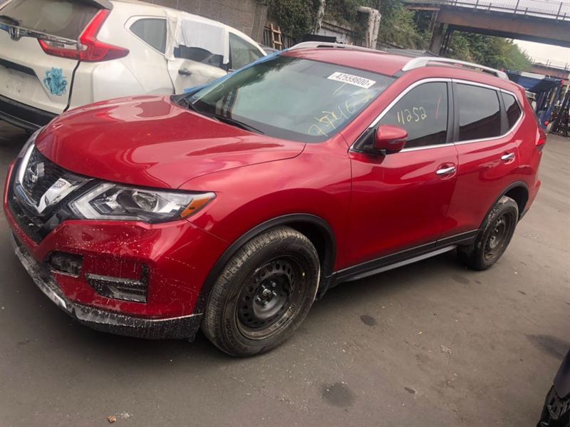 Розбірка NISSAN ROGUE позашляховик (T32U) (2013 - 2020)