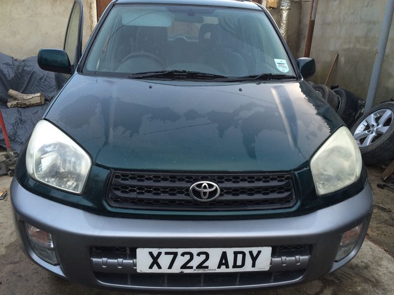 Розбірка TOYOTA RAV 4 II позашляховик (XA2) (2000 - 2005)