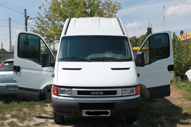 Розбірка IVECO DAILY III фургон (05.99 - 04.06)