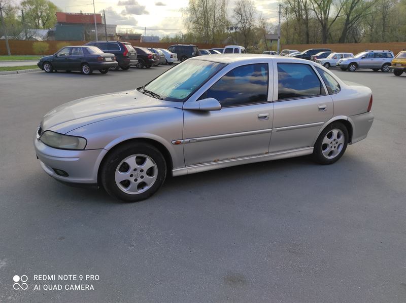 Розбірка OPEL VECTRA B седан (36) (1995 - 2002)