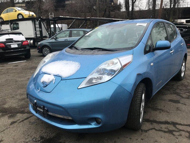 Розбірка NISSAN LEAF I хетчбек (ZE0) (2010 - 2013)