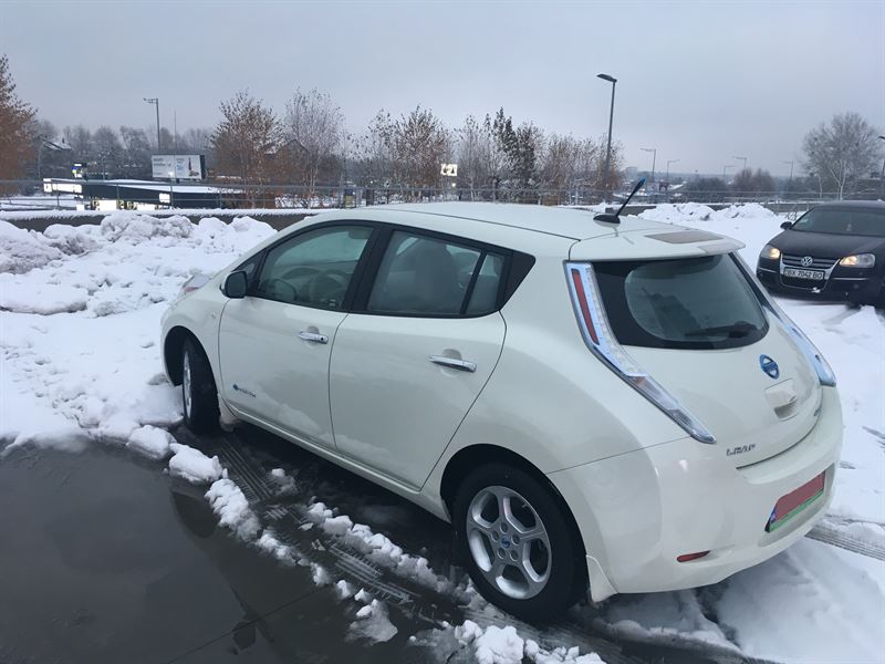 Розбірка NISSAN LEAF I хетчбек (ZE0) (2010 - 2012)