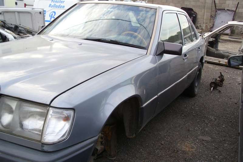 Авторозборка MERCEDES E седан (W124) (1984 - 1993)