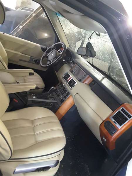 Авторозборка LAND ROVER RANGE ROVER III позашляховик (L322) (2002 - 2009)