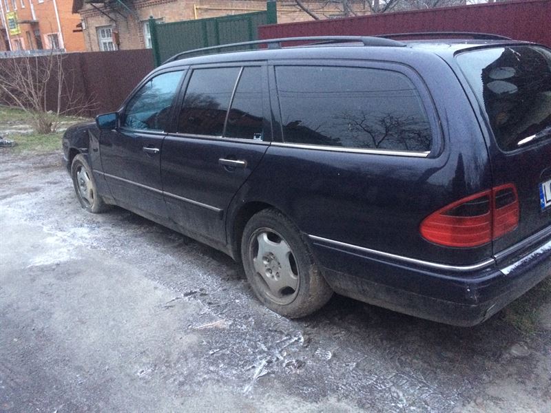 Розбірка MERCEDES E універсал (S210) (1996 - 2003)