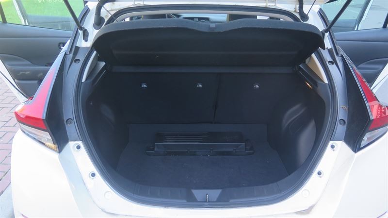 Авторозборка NISSAN LEAF I хетчбек (ZE0U) (2012 - 2017)