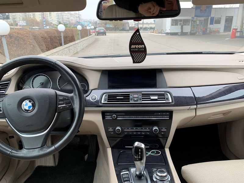 Розбірка BMW 7 седан (F01, F02, F03, F04) (2008 - 2015)