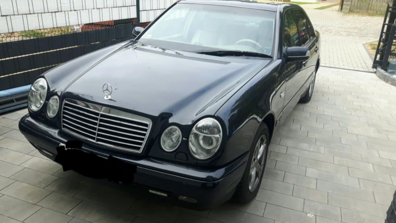 Розбірка MERCEDES E седан (W210) (1995 - 2002)