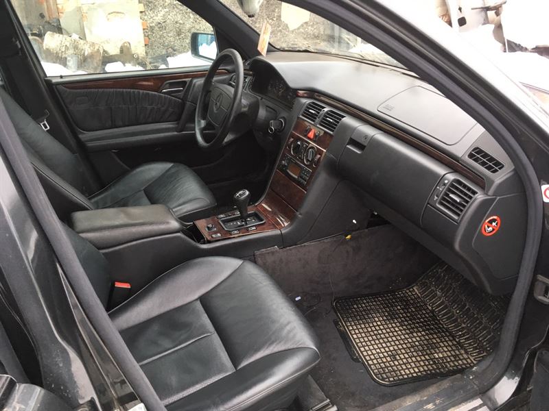 MERCEDES E седан (W210) (1995 - 2002) Розбірка MERCEDES E седан (W210) (1995 - 2002)