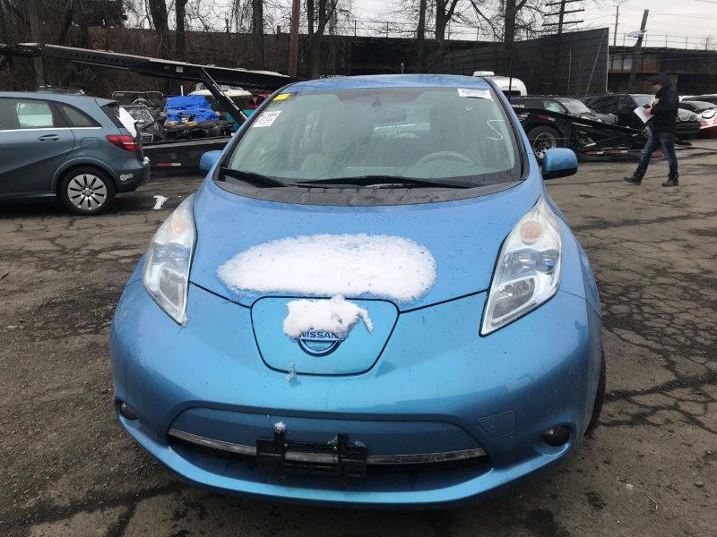 Розбірка NISSAN LEAF I хетчбек (ZE0) (2010 - 2013)