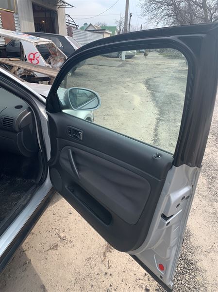 Розбірка VOLKSWAGEN PASSAT B5 седан (3B2) (1996 - 2001)