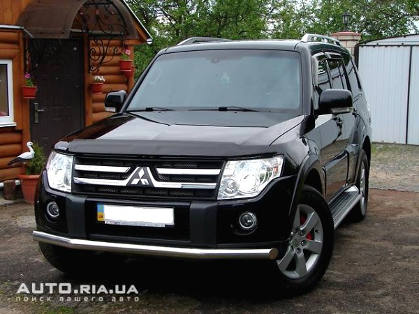 Розбірка MITSUBISHI PAJERO IV SHORT позашляховик (V80) (2006 - 2013)