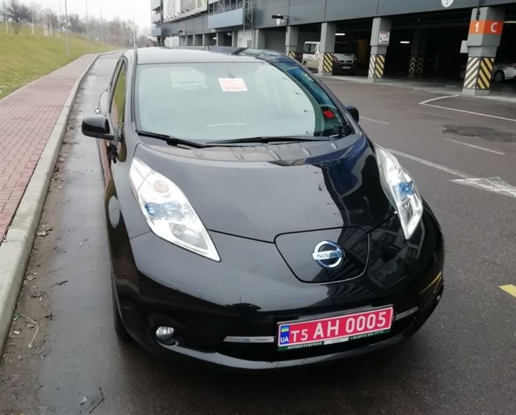Розбірка NISSAN LEAF I хетчбек (ZE0E) (2013 - 2017)