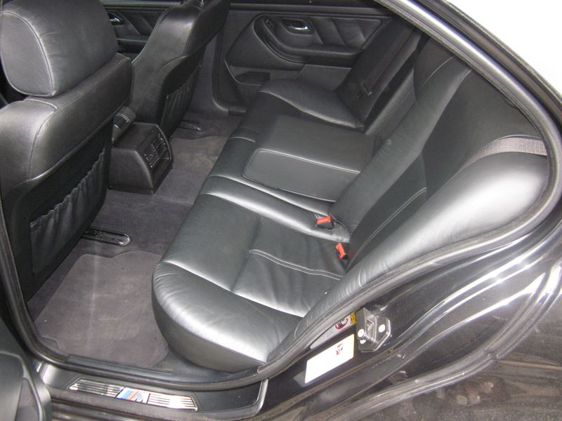 Розбірка BMW 5 седан (E39) (1995 - 2003)